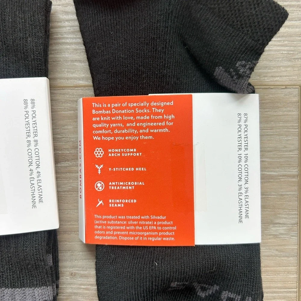 NWT Bombas Medium Performance Crew (3) Ankle (1) Socks LOT OF 4